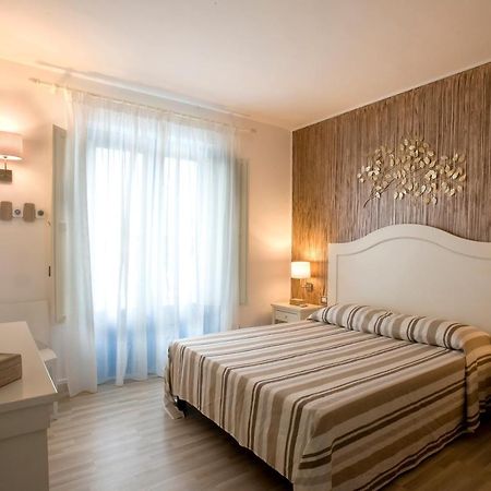 Blue Marine Apartment Pozzallo Bagian luar foto