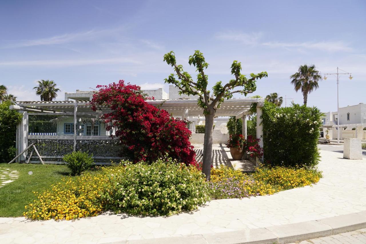 Blue Marine Apartment Pozzallo Bagian luar foto