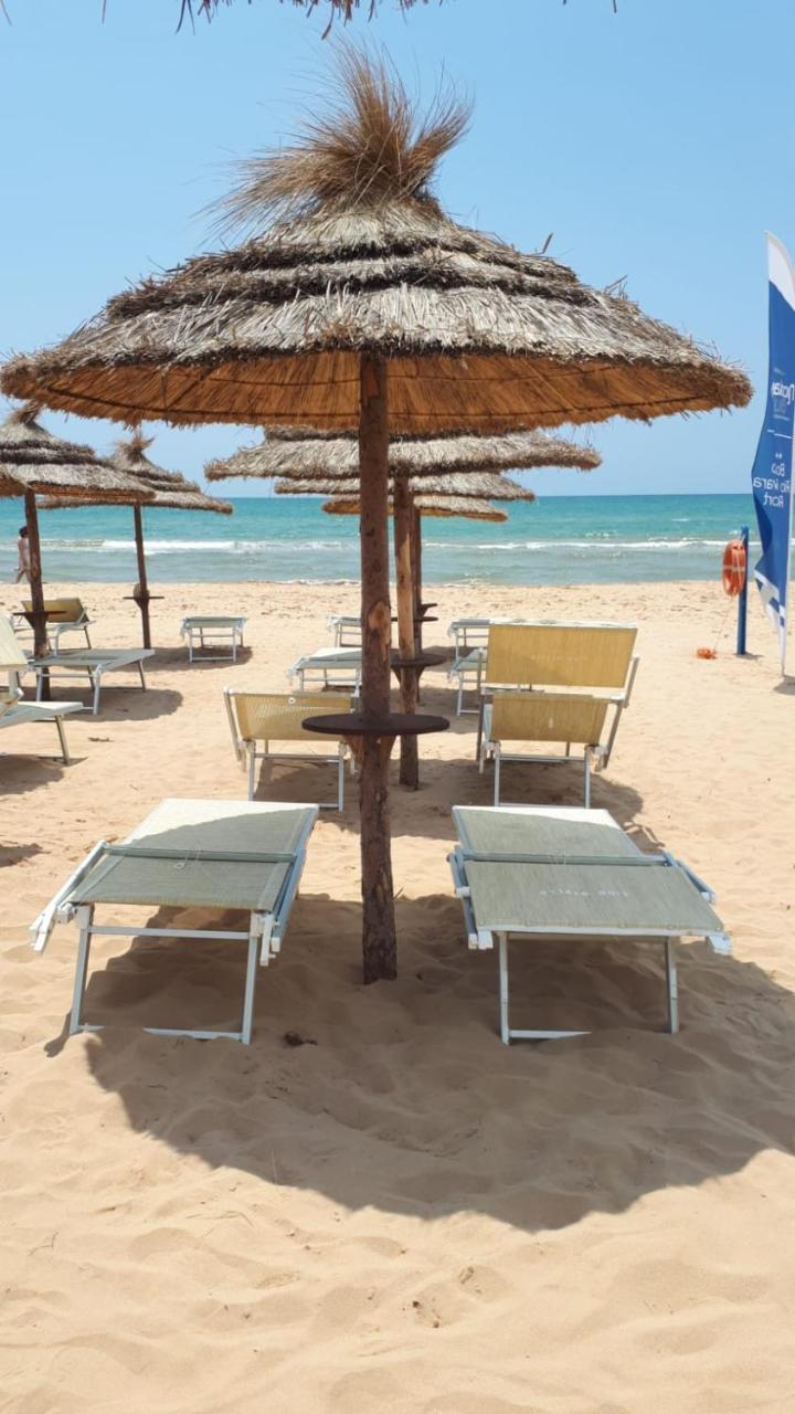 Blue Marine Apartment Pozzallo Bagian luar foto