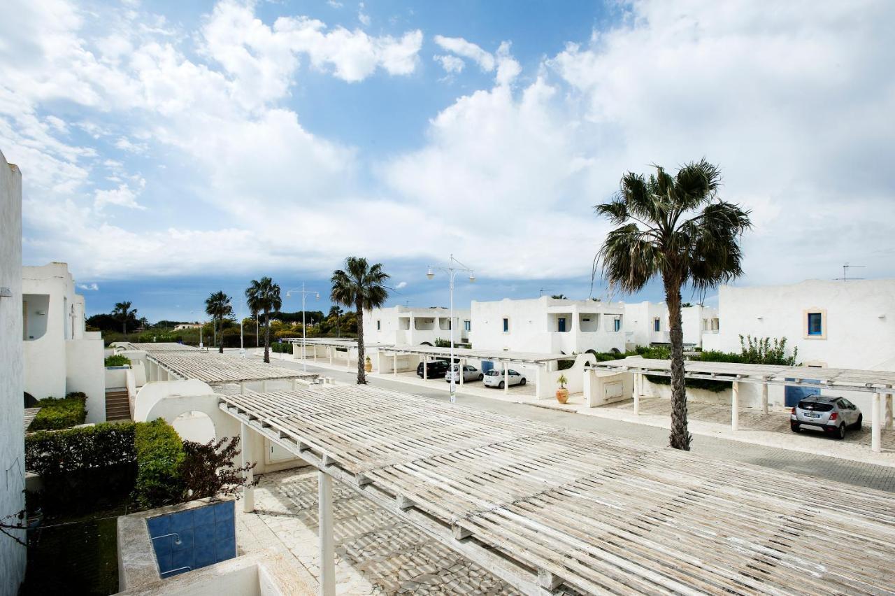 Blue Marine Apartment Pozzallo Bagian luar foto